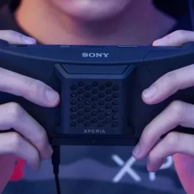 Sony Xperia Stream: чохол з кулером для мобільного геймінгу